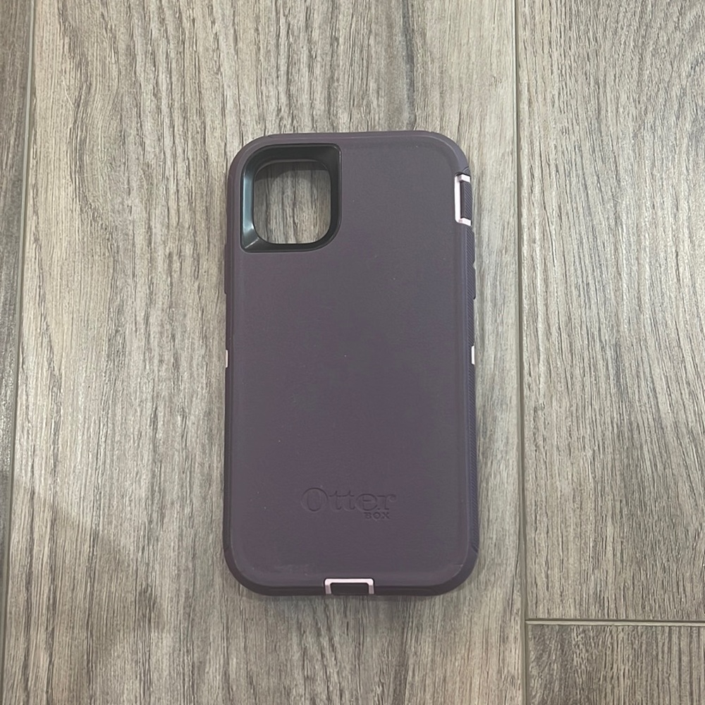 OtterBox iPhone 11 phone case